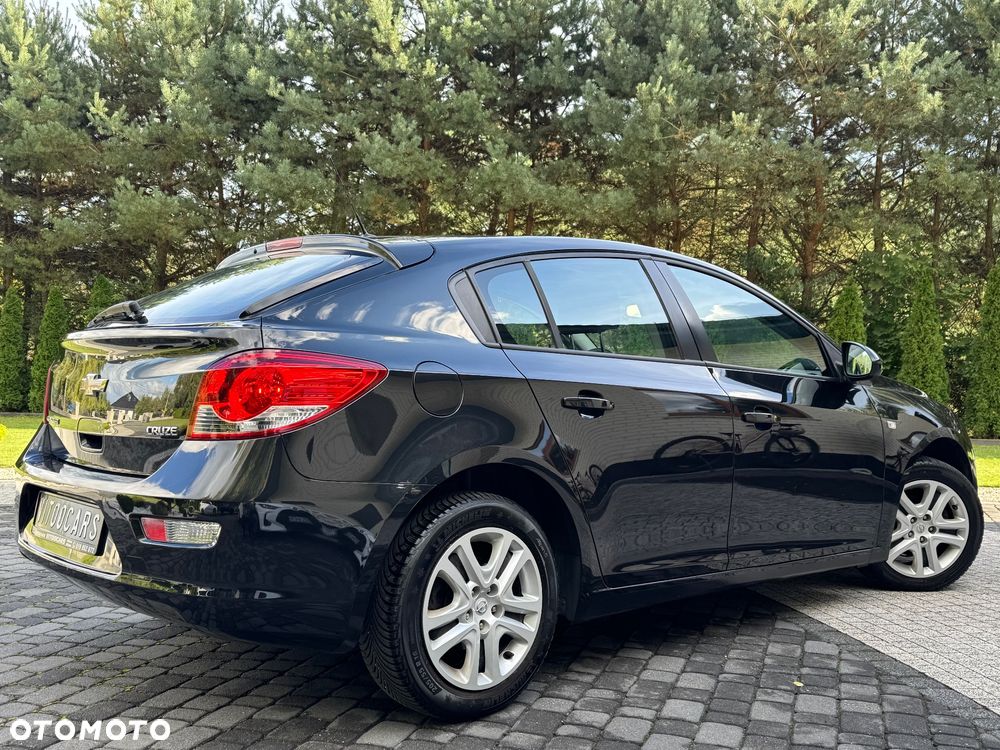 Chevrolet Cruze 1.8 LT - 19