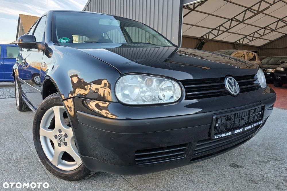 Volkswagen Golf 1.4 Sportline - 1