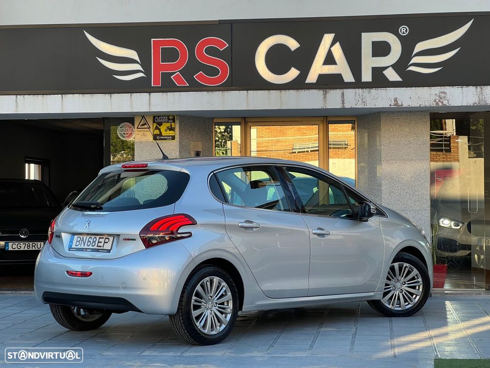 Peugeot 208 1.2 PureTech Style - 2