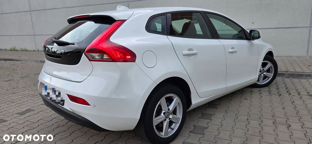 Volvo V40 - 9