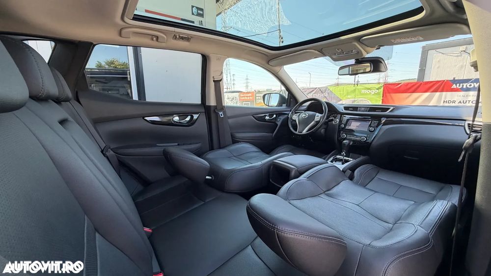 Nissan Qashqai 1.6 DCI Xtronic TEKNA+ - 14