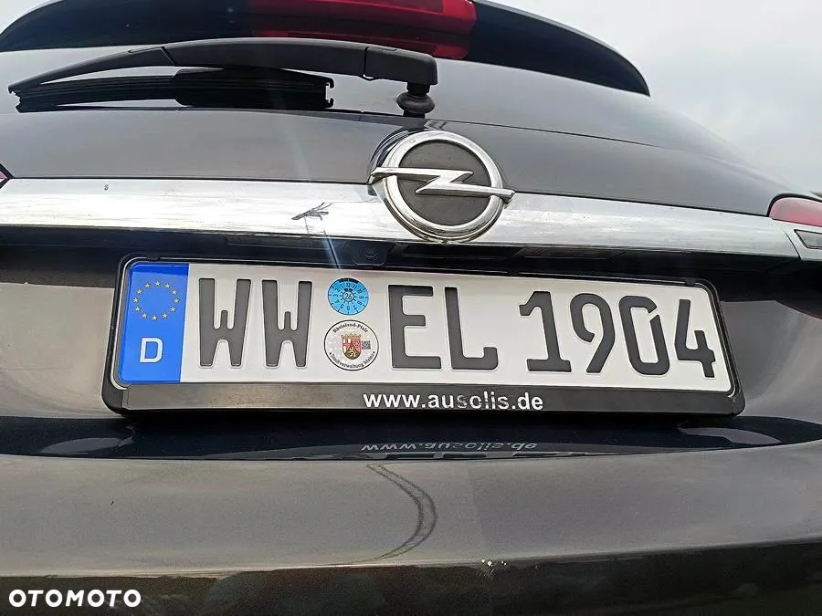 Opel Insignia 2.0 CDTI automatik Business Edition - 28