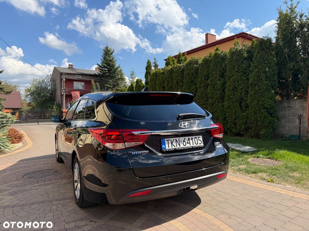 Hyundai i40 1.7 CRDi Comfort + - 16