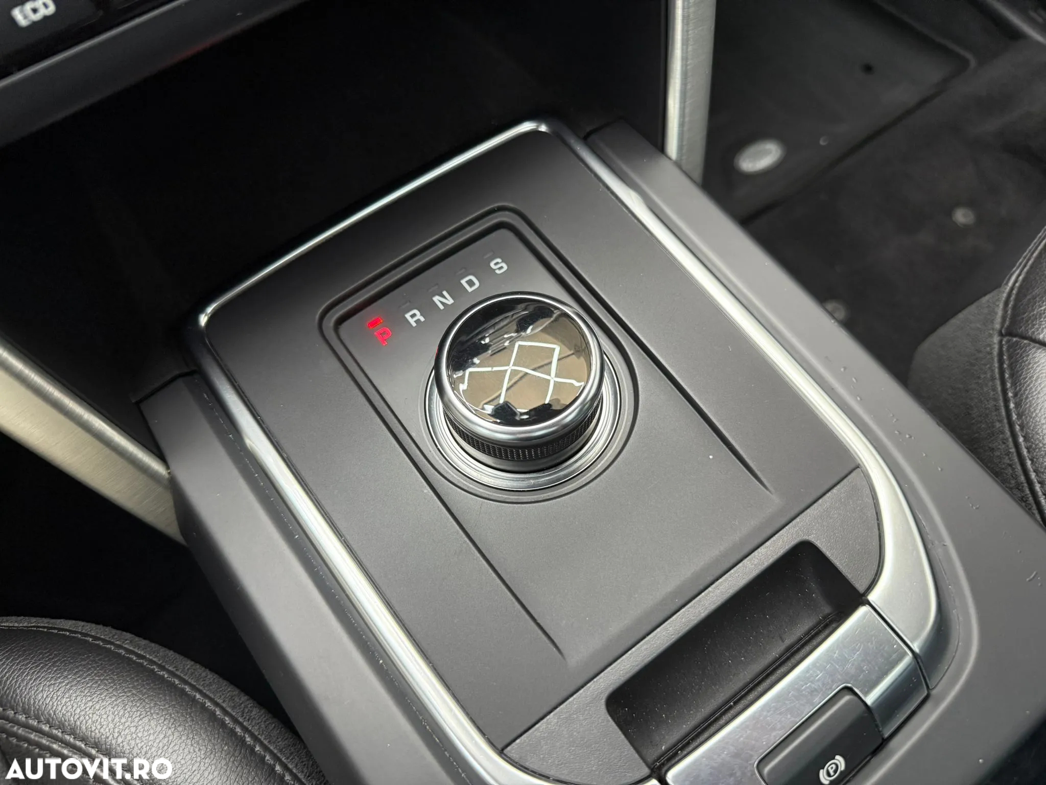 Land Rover Discovery Sport - 12