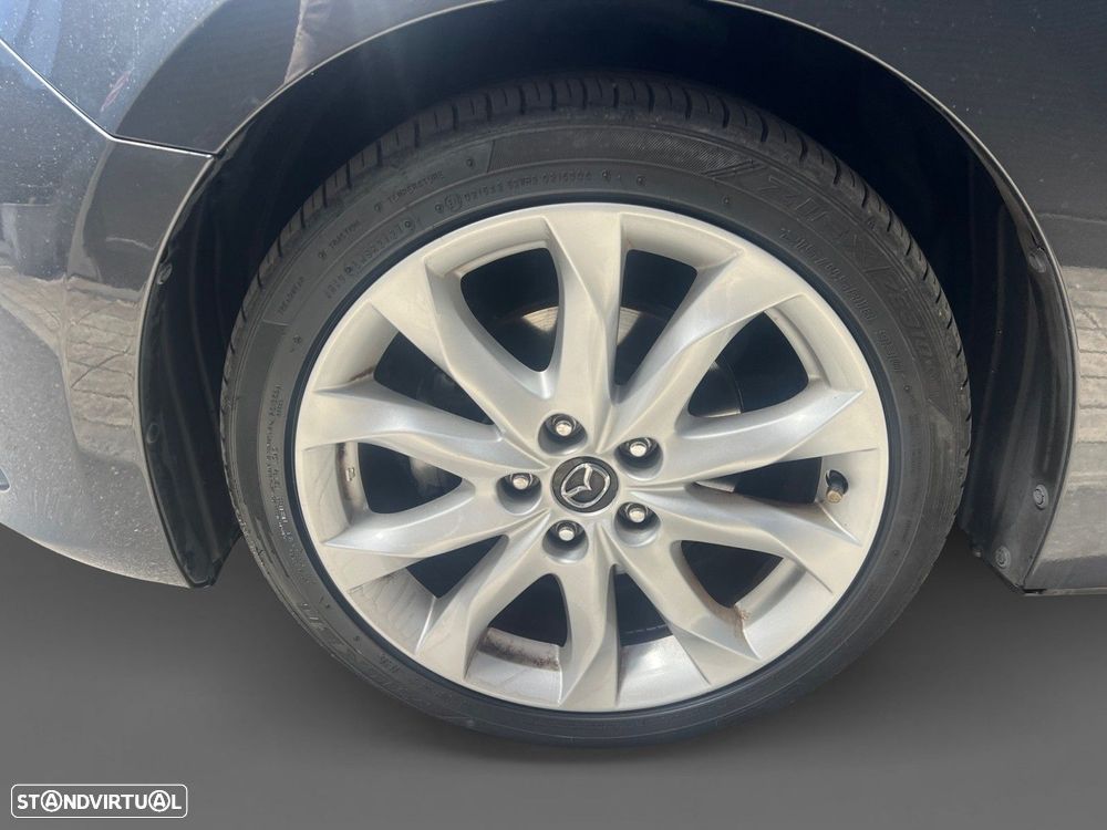 Mazda 3 1.5 Sky-D Excellence - 14