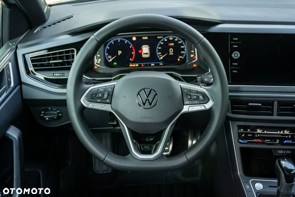 Volkswagen Polo - 22