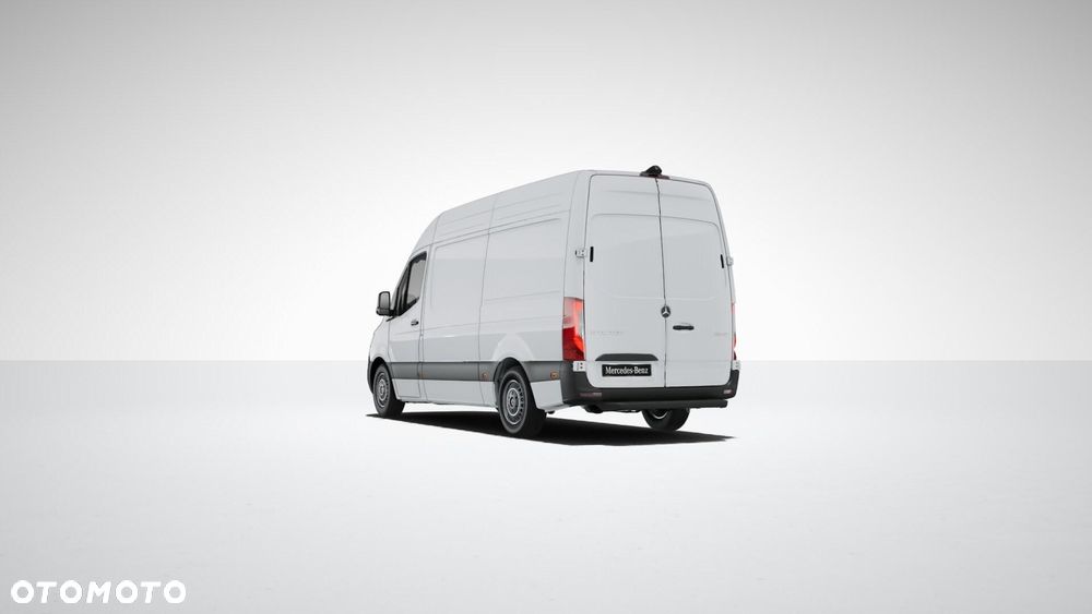 Mercedes-Benz Sprinter - 2