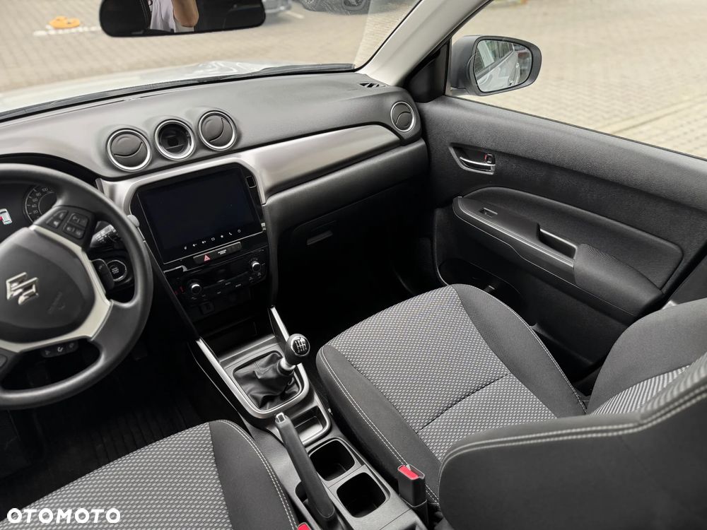 Suzuki Vitara 1.4 Boosterjet mHEV Premium 2WD - 16