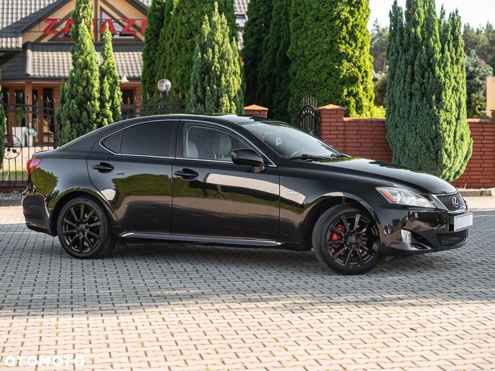 Lexus IS - 3