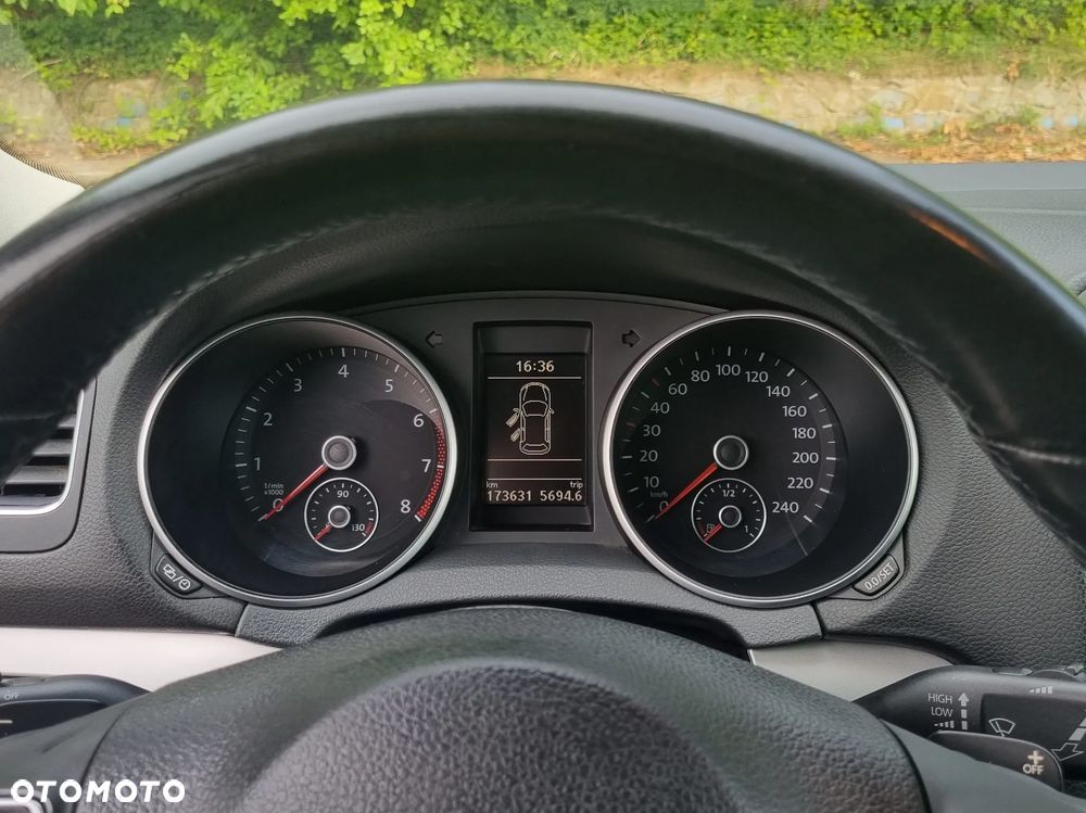 Volkswagen Golf 1.4 TSI Highline DSG - 11