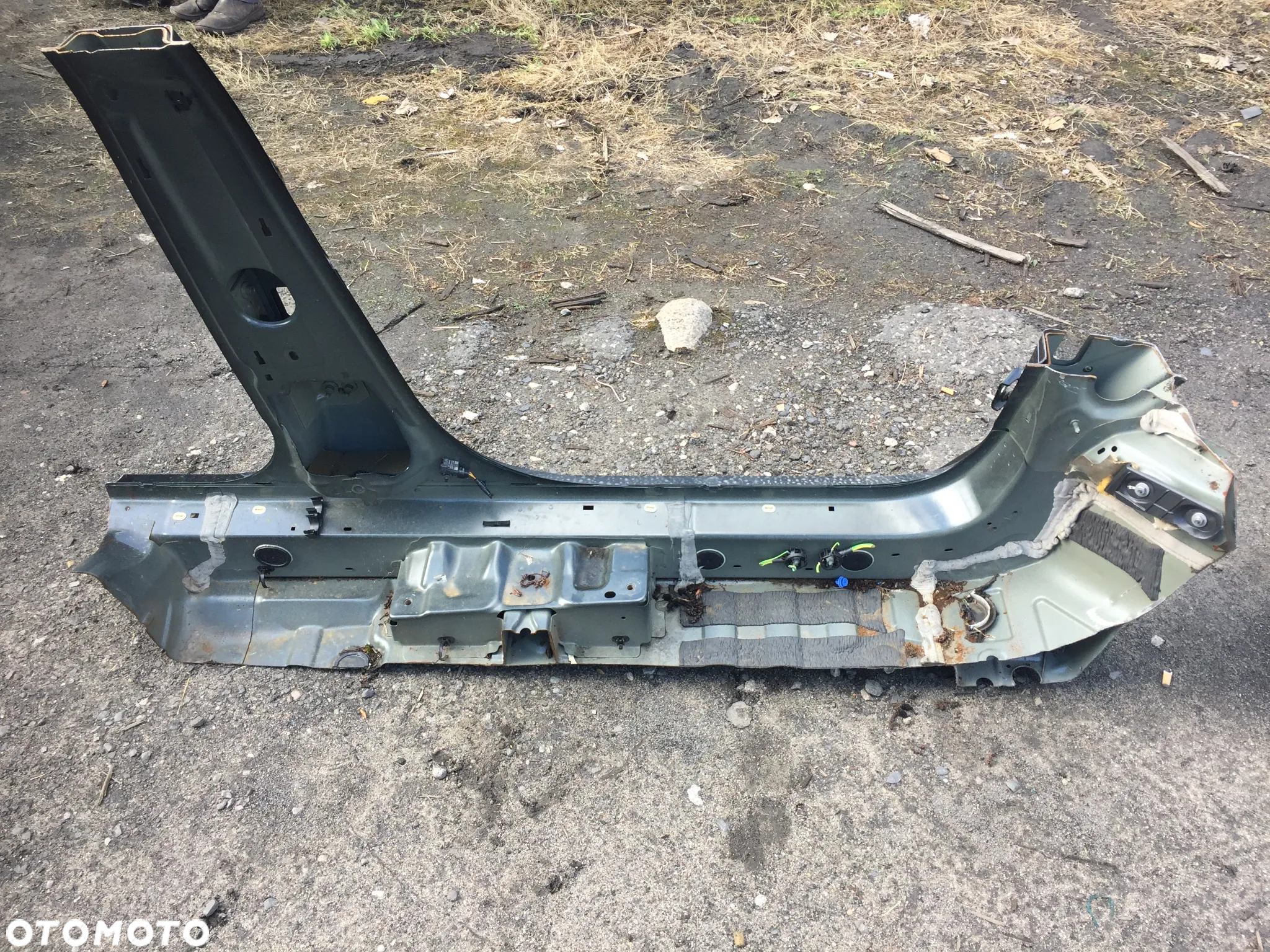 OPEL CORSA F 20R PRÓG + SŁUPEK - 2