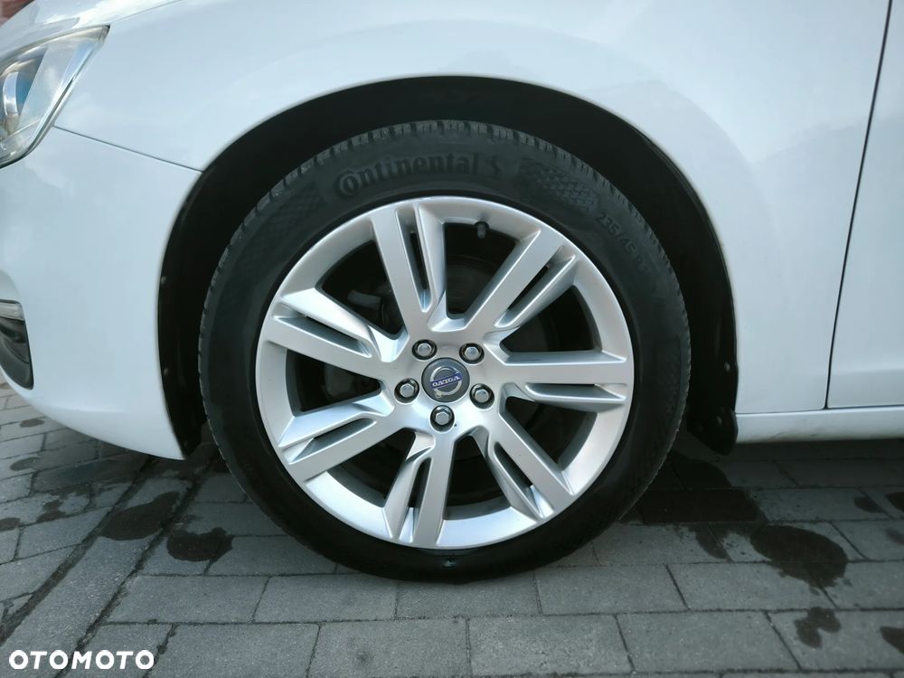Volvo V60 D4 Kinetic - 18