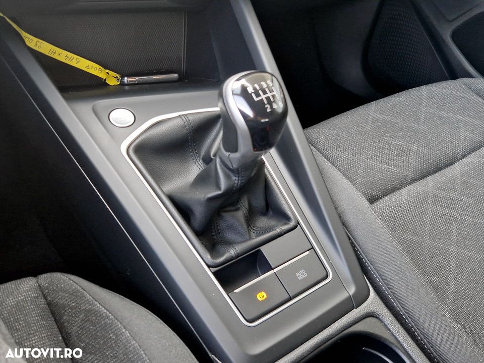 Volkswagen Golf 1.0 TSI Life - 18