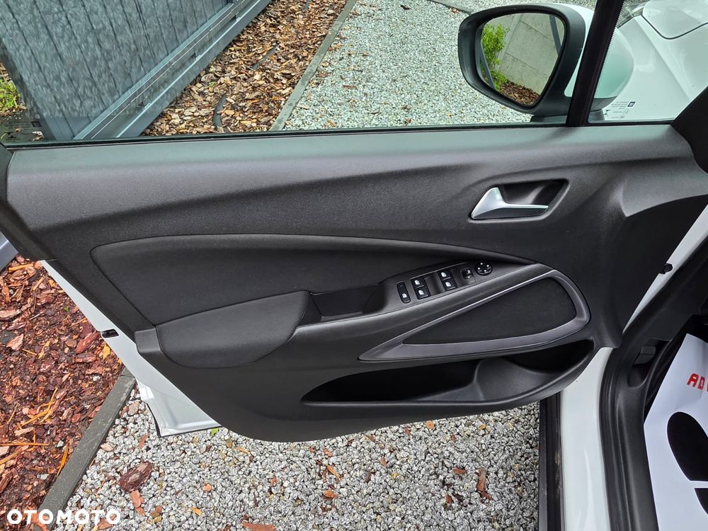 Opel Crossland X - 9