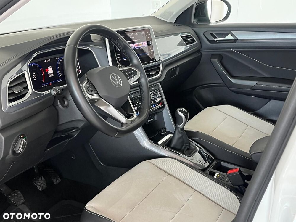 Volkswagen T-Roc 1.5 TSI Style - 17