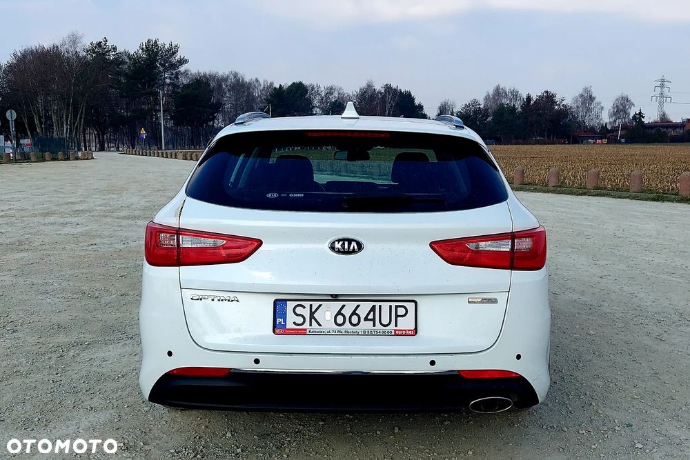 Kia Optima 1.7 CRDI XL DCT - 5