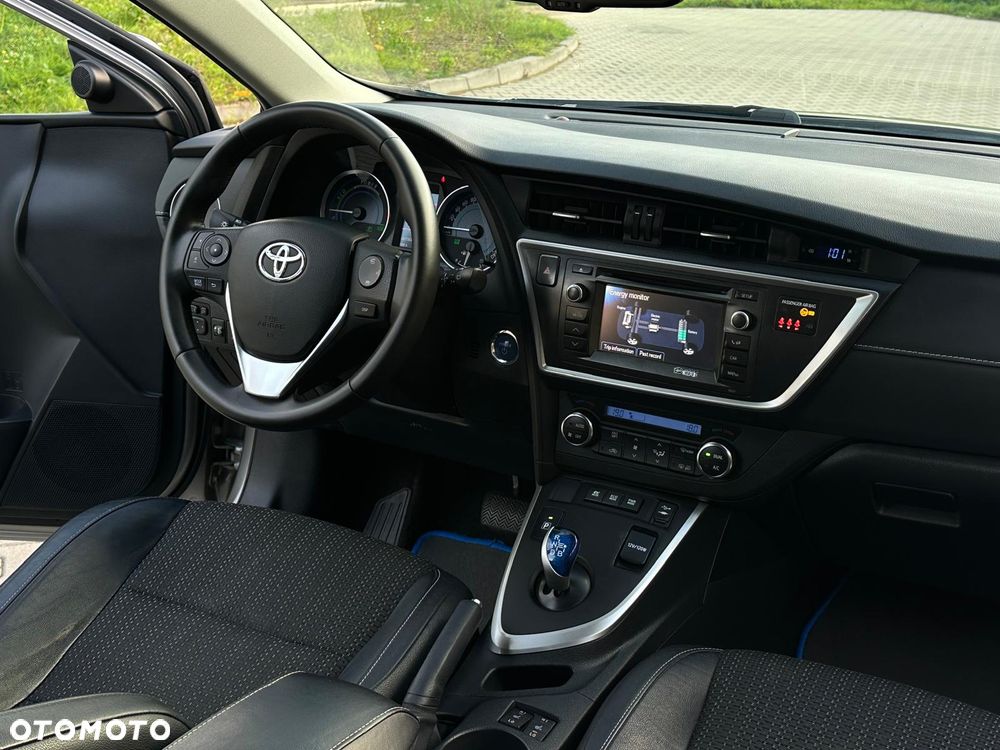 Toyota Auris - 18