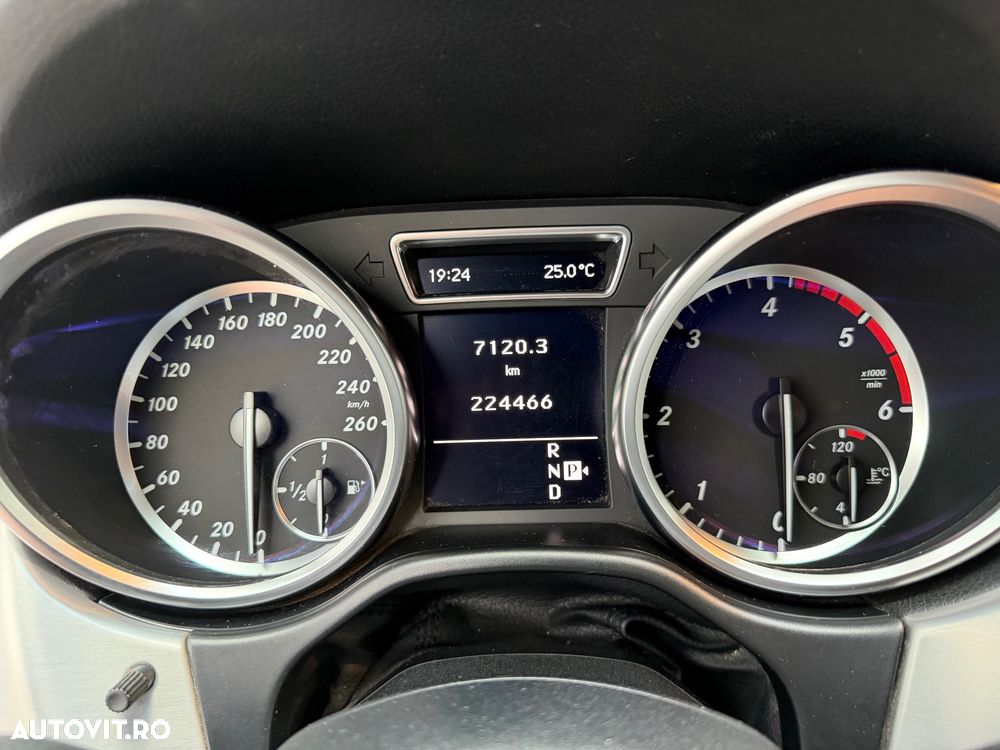 Mercedes-Benz ML 250 BlueTEC 4MATIC Aut - 14