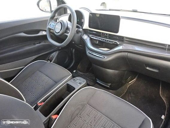 Fiat 500e C 42kWh - 6