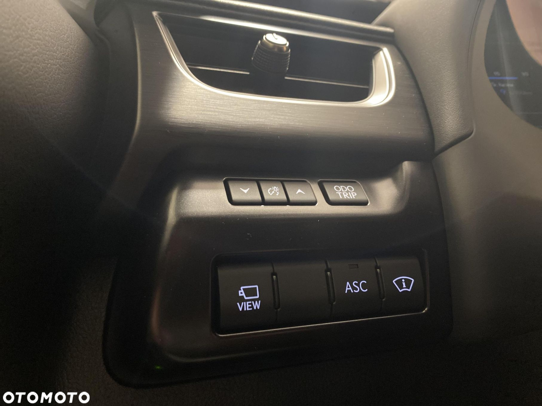 Lexus UX - 20
