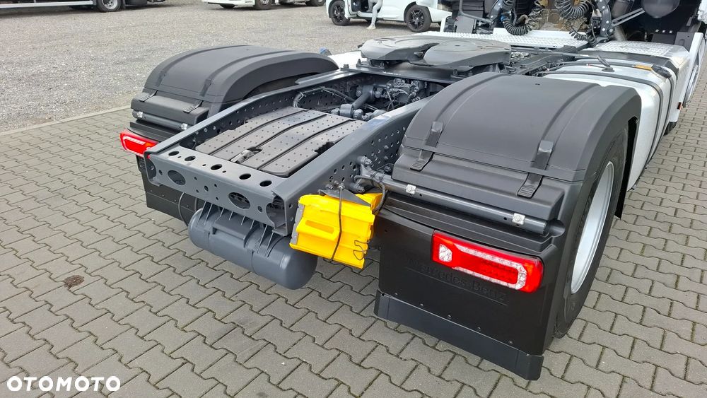 Mercedes-Benz ACTROS L / 1845 LS / STANDARD / KLIMA POSTOJOWA / NAVI / FULL LED / NOWE TACHO / SALON PL - 23
