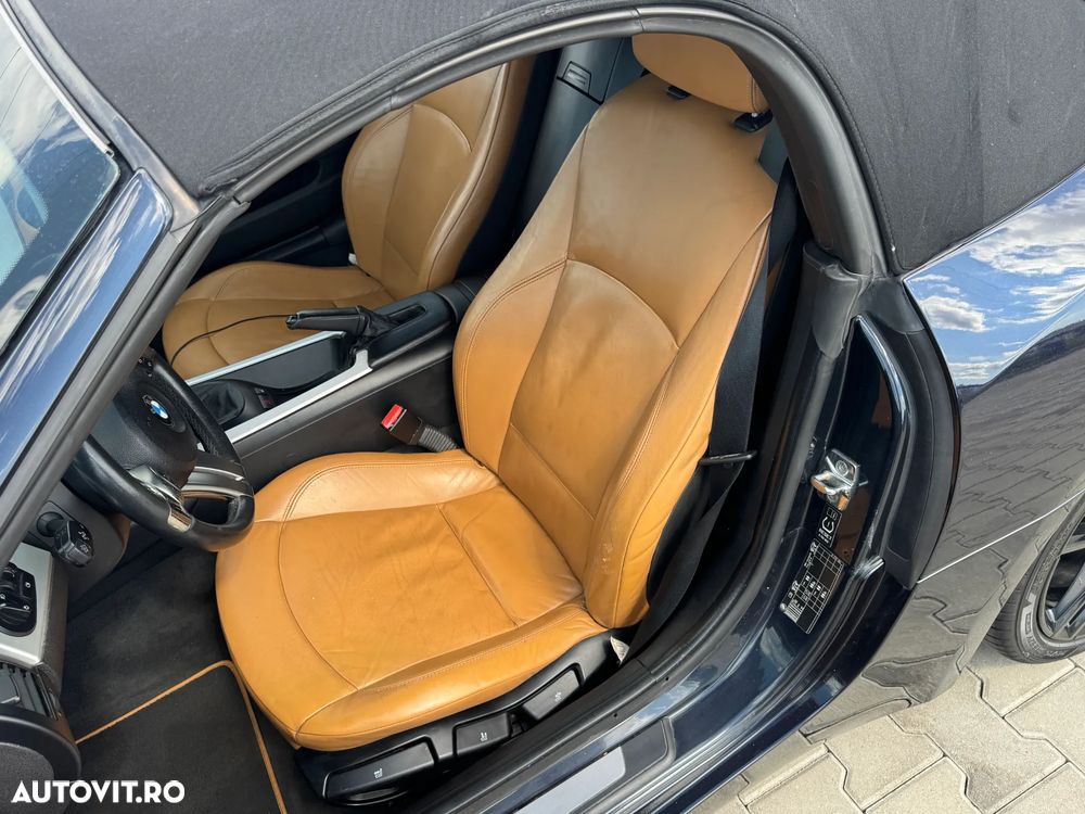 BMW Z4 2.0i - 11