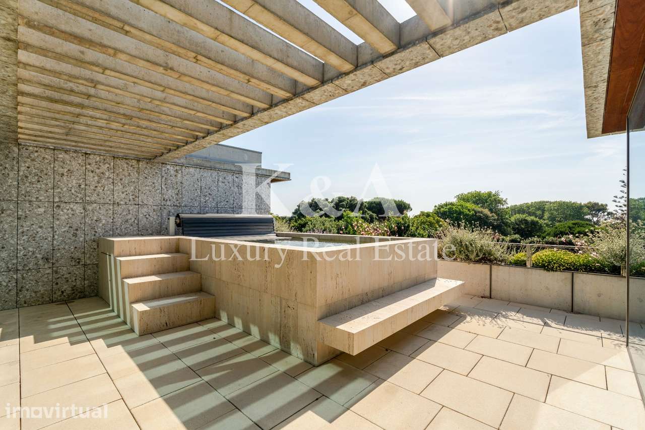 Apartamento Penthouse T4 com terraço e piscina na Foz - Grande imagem: 3/14