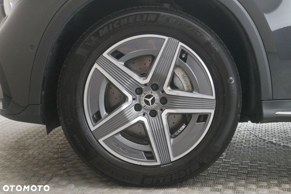 Mercedes-Benz GLC - 14
