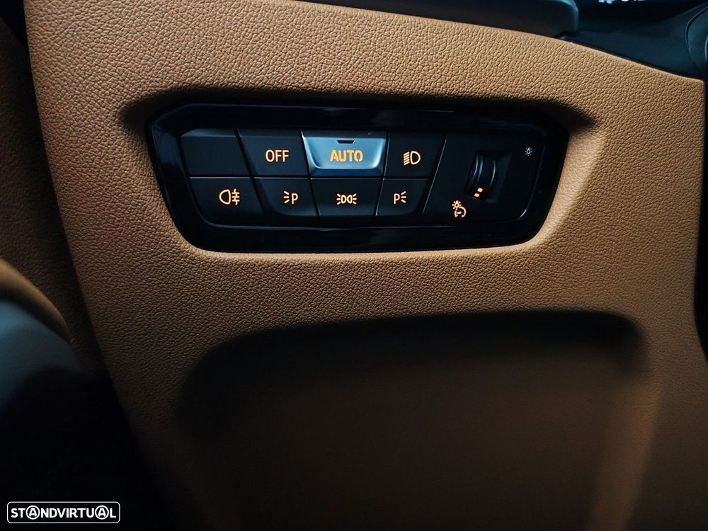 BMW 330 e Corporate Edition Auto - 33