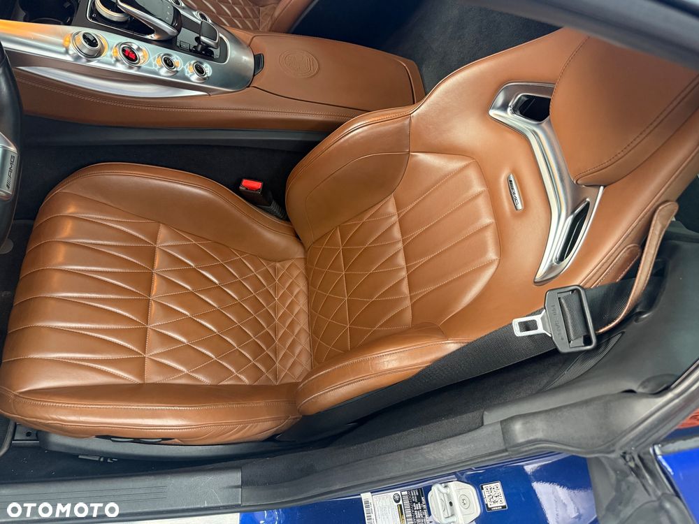 Mercedes-Benz AMG GT - 18