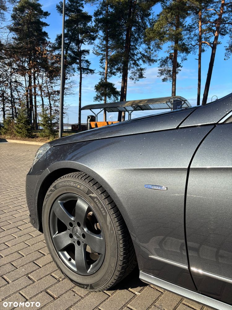 Mercedes-Benz Klasa E 200 CGI BlueEffICIENCY Avantgarde - 8