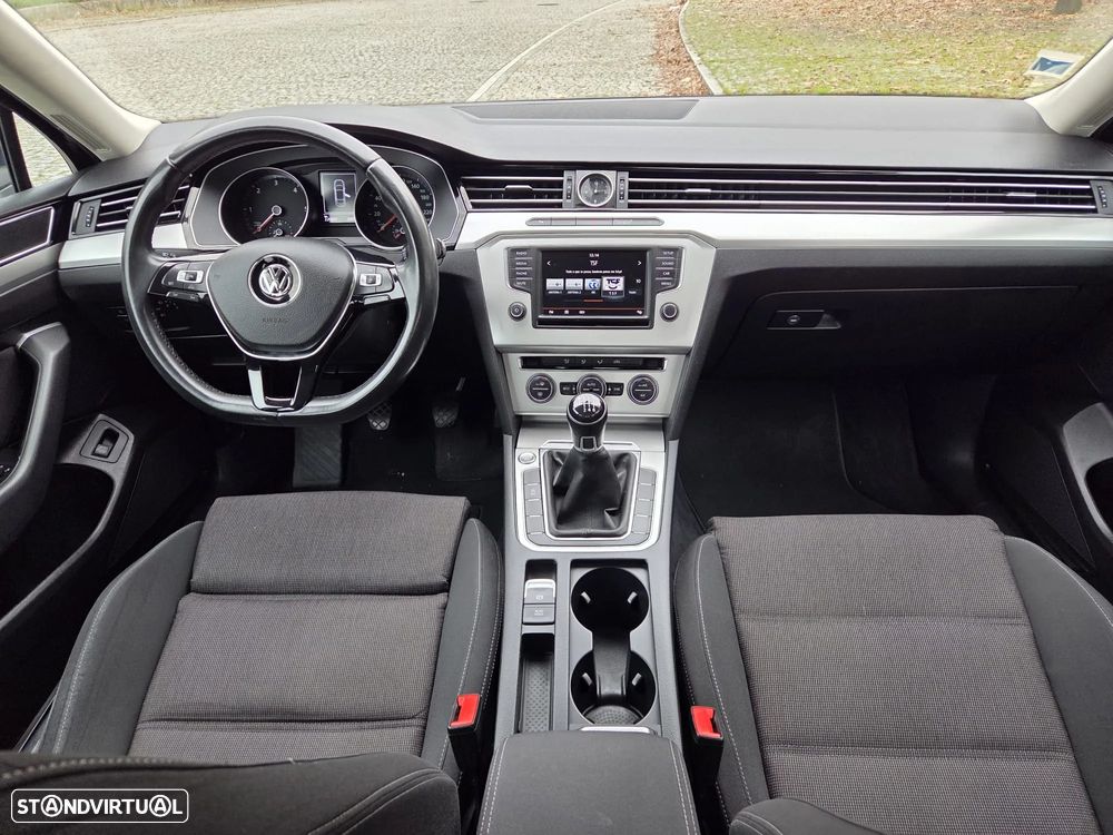 VW Passat 1.6 TDI BlueMotion - 7