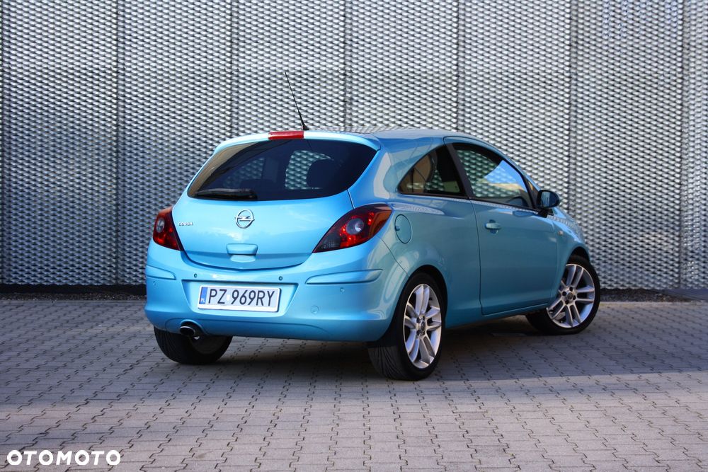 Opel Corsa 1.4 16V Color Edition - 5