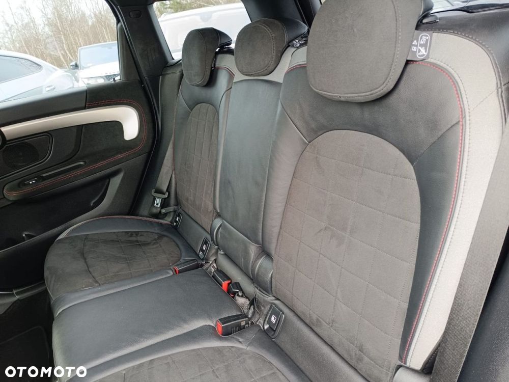 MINI John Cooper Works - 23