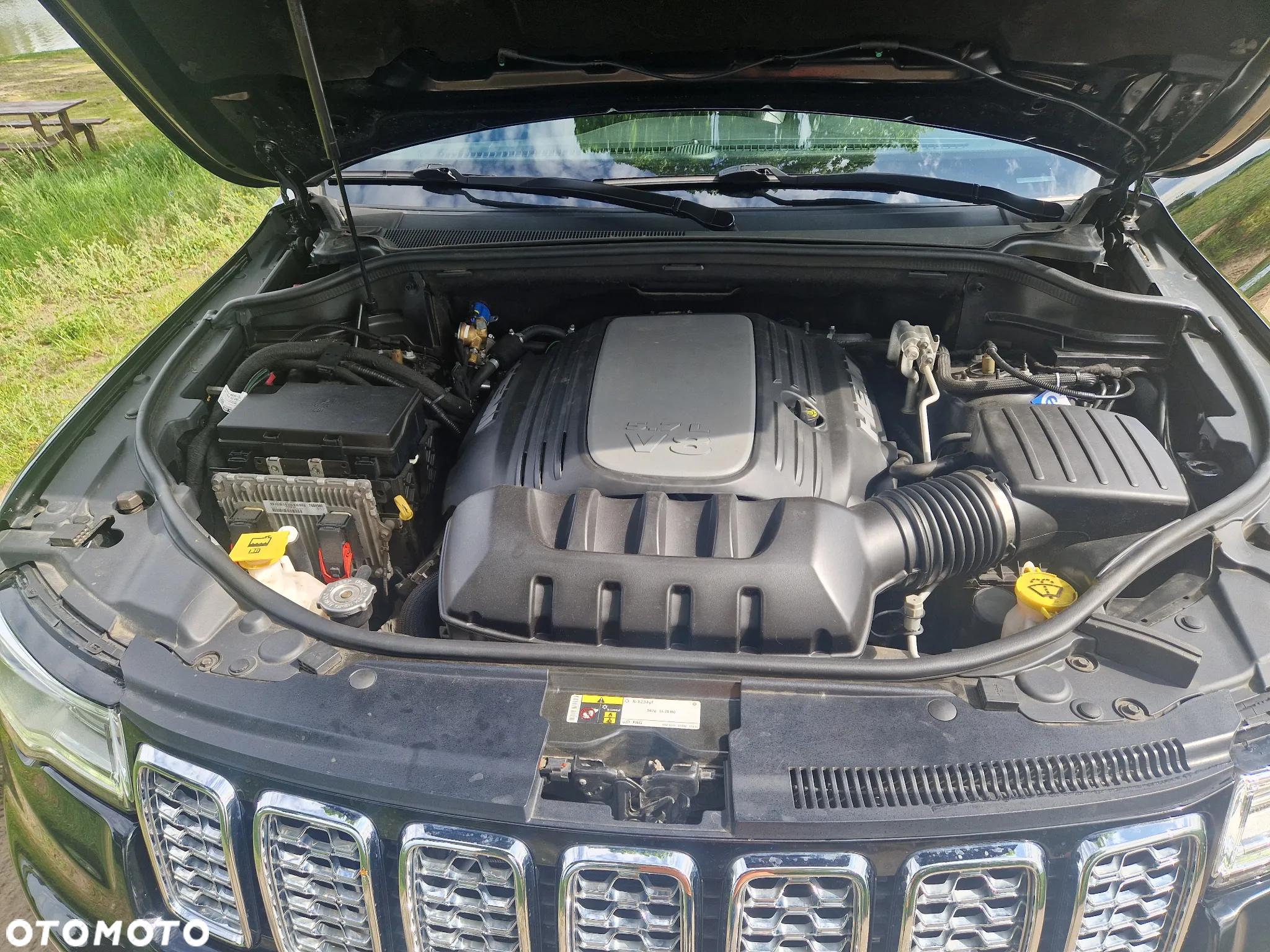 Jeep Grand Cherokee - 14