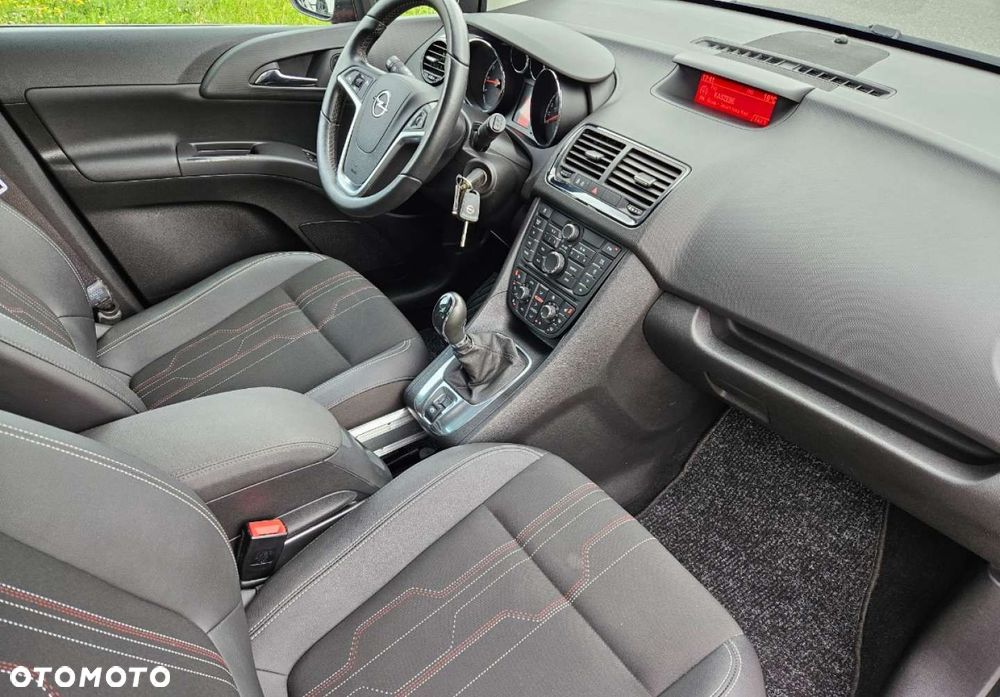Opel Meriva - 9