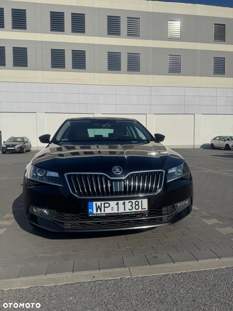 Skoda Superb 2.0 TDI 4x4 Style DSG - 1