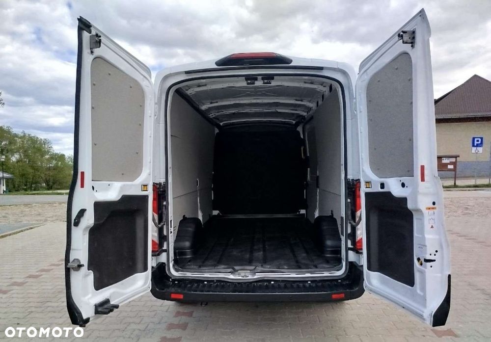 Ford Transit - 27