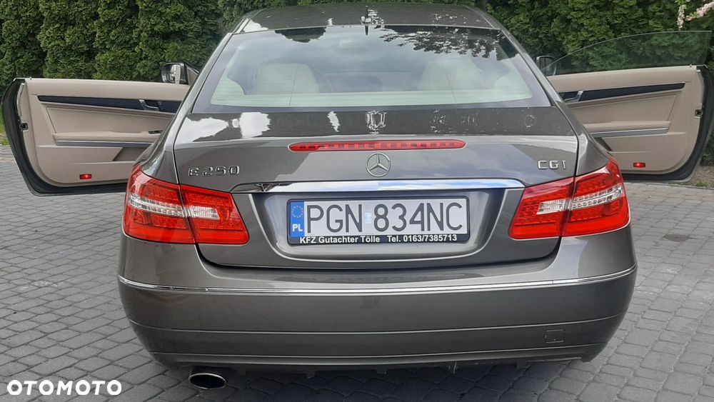 Mercedes-Benz Klasa E 250 CGI BlueEFFICIENCY Automatik Avantgarde - 16