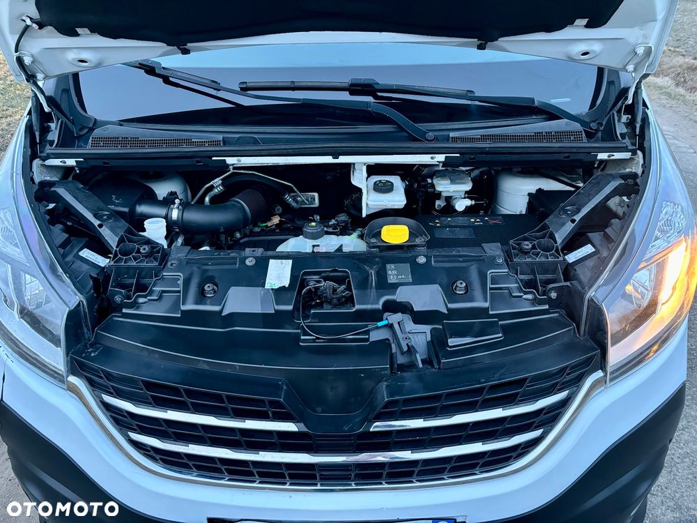 Renault Trafic - 15