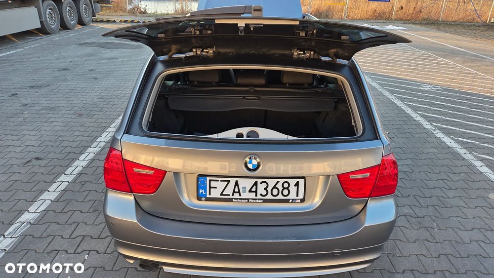 BMW Seria 3 318d DPF - 15