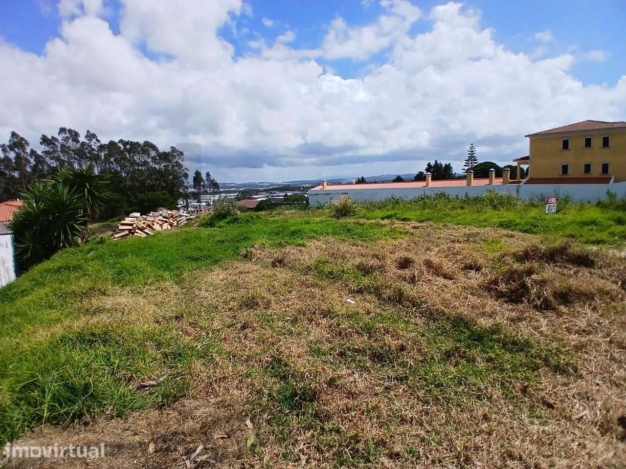 Terreno em Alto do Nobre, Caldas da Rainha, com 1.760 m2 - Grande imagem: 2/18