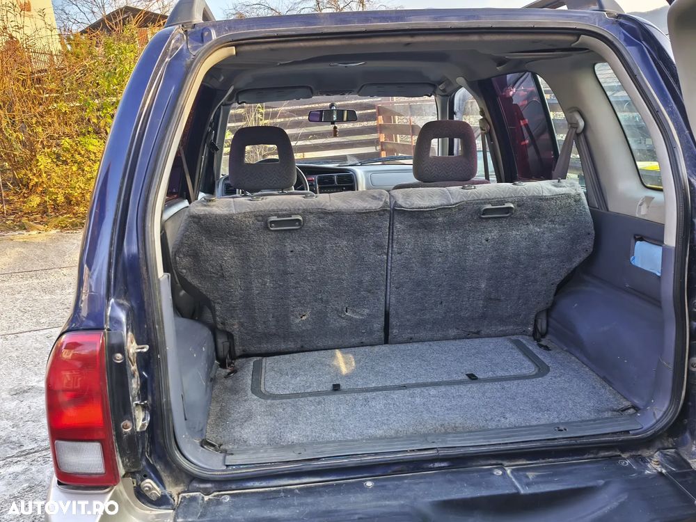 Suzuki Grand Vitara 2.0 TD A/C - 10