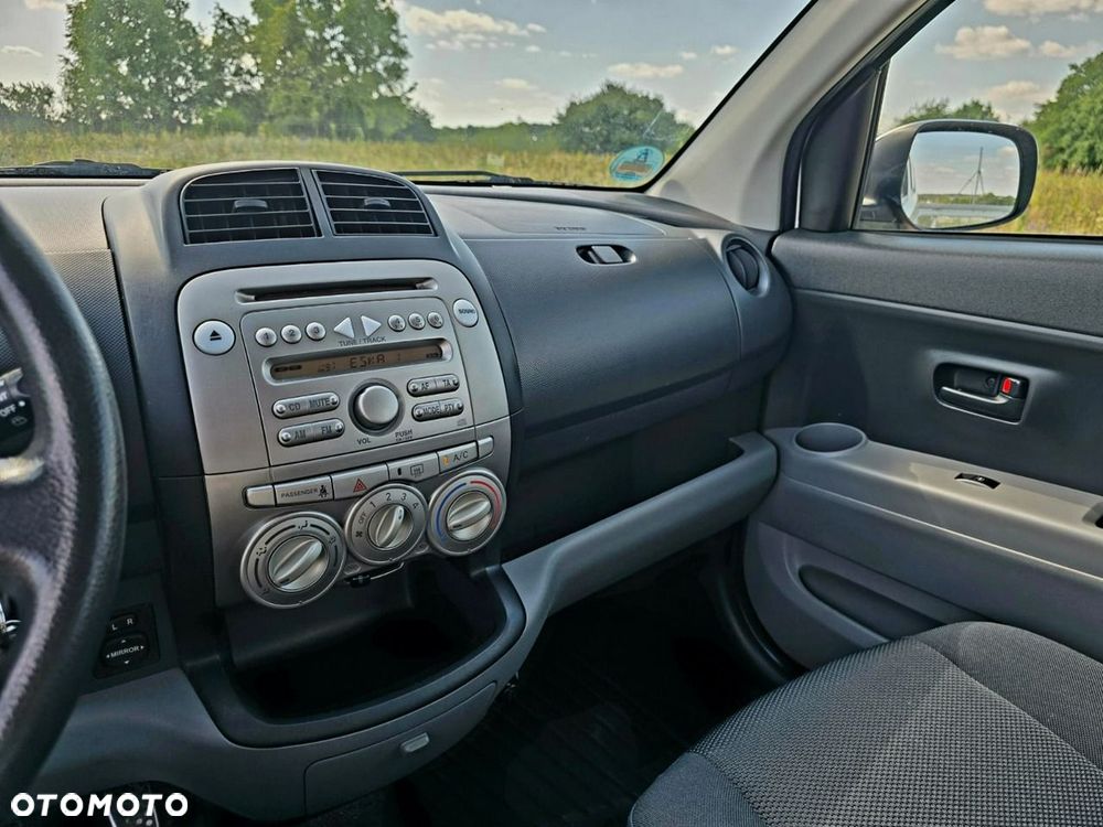 Subaru Justy - 31
