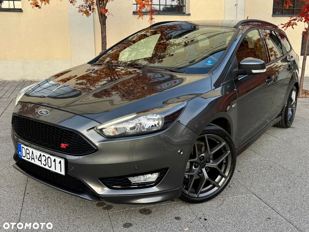 Ford Focus Turnier 1.5 EcoBlue Start-Stopp-System ST-LINE - 10