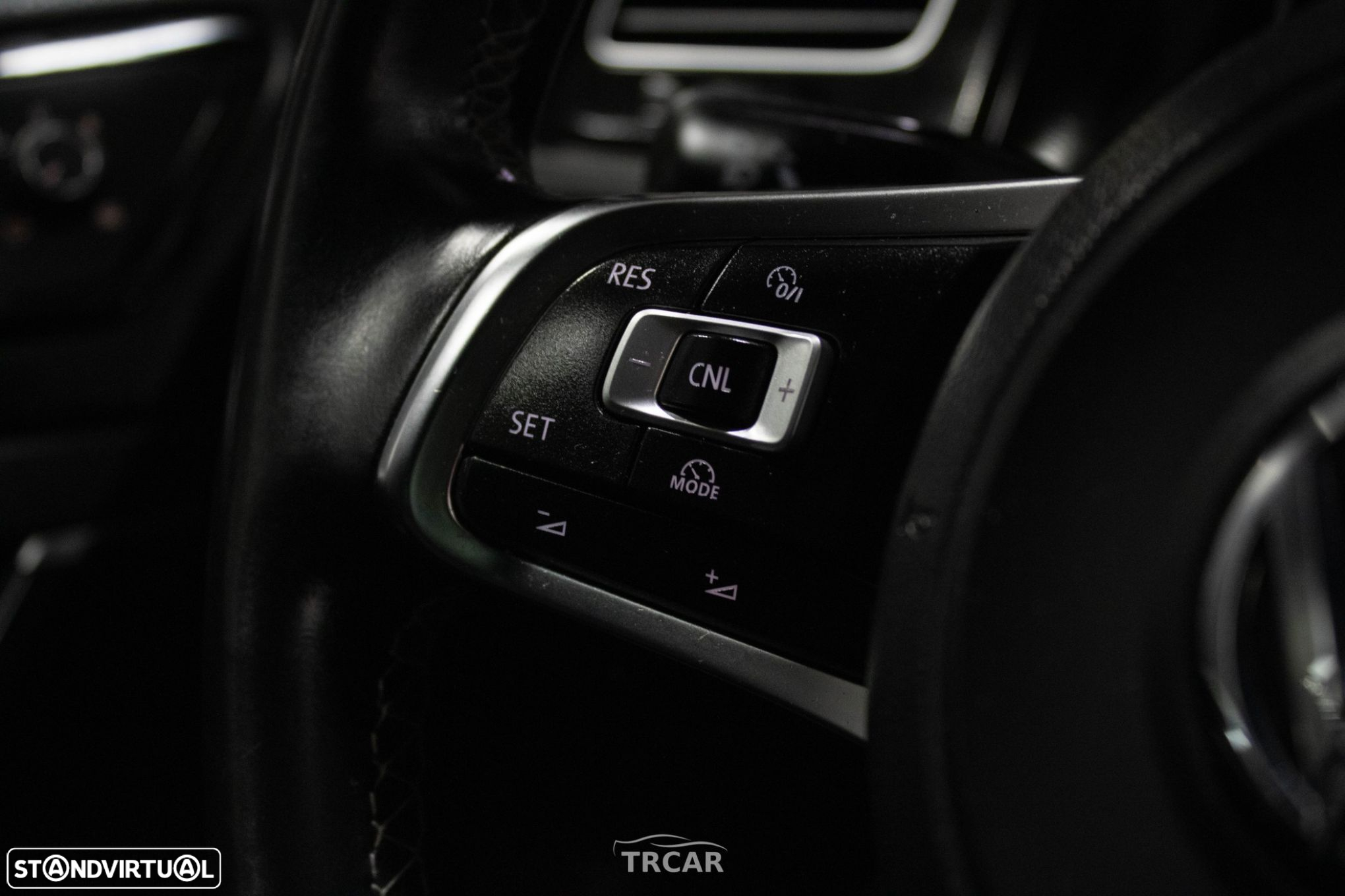 VW Golf 2.0 TDI GTD DSG - 17