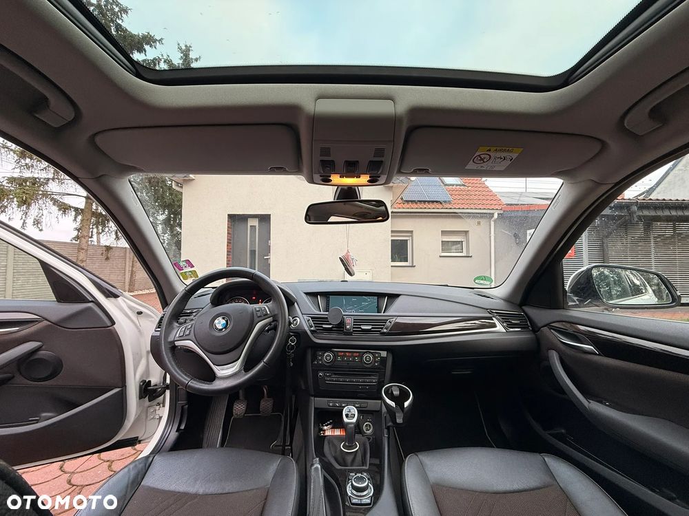 BMW X1 sDrive18d xLine - 10