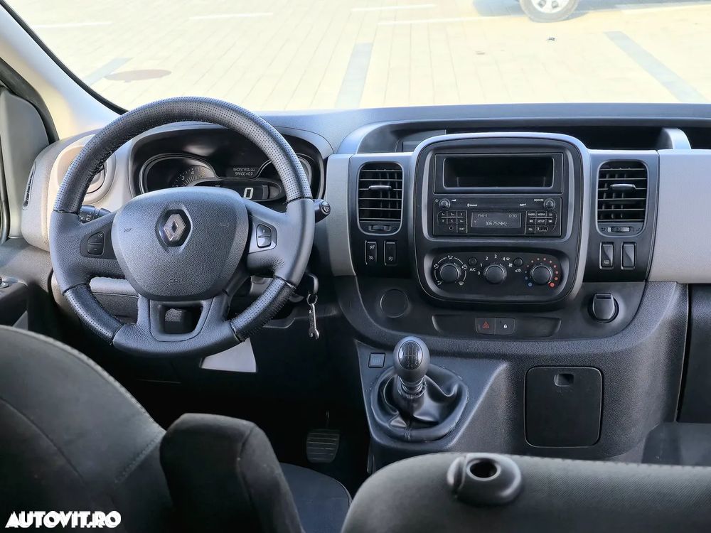 Renault Trafic - 14