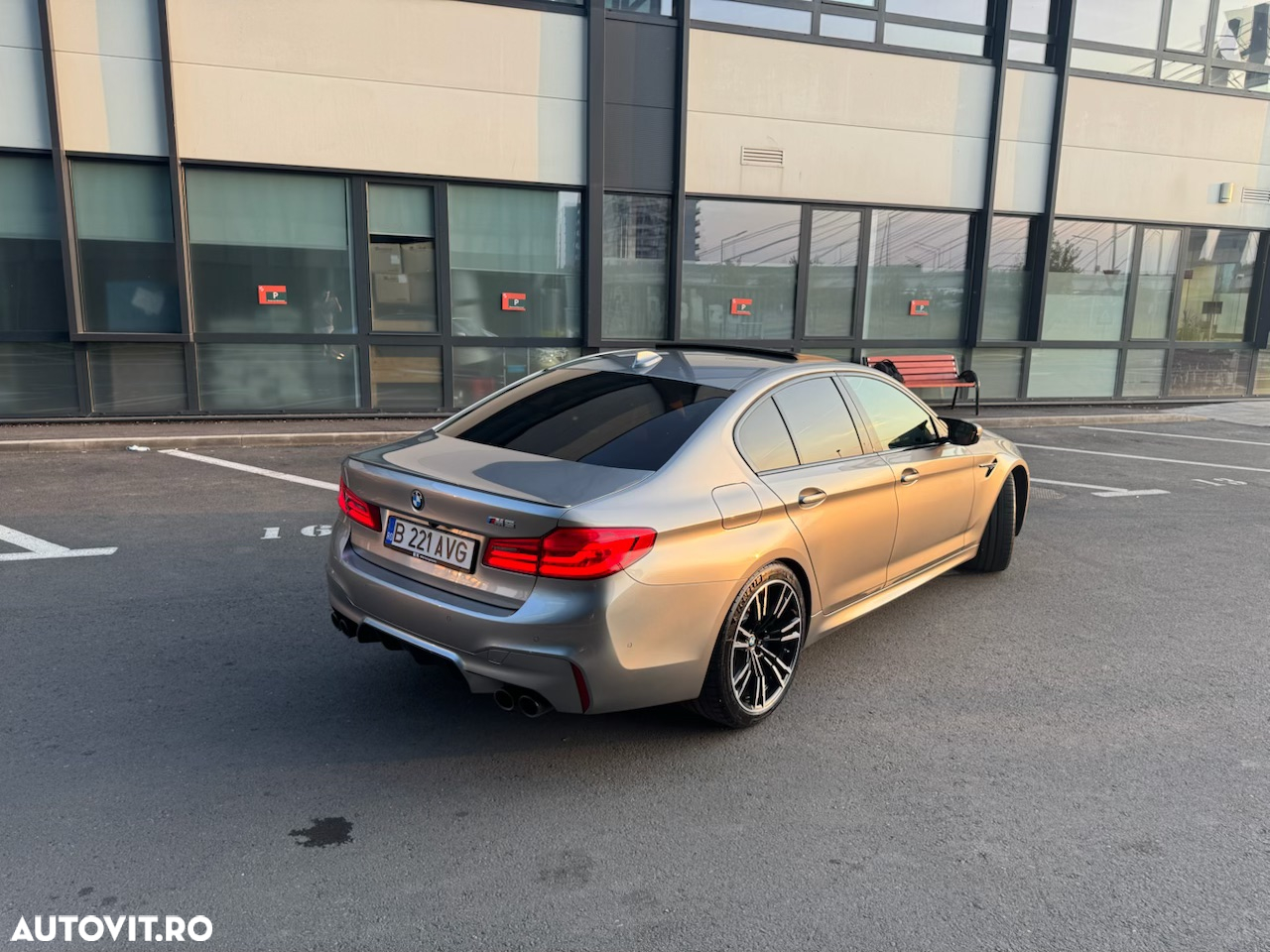 BMW M5 Standard - 11