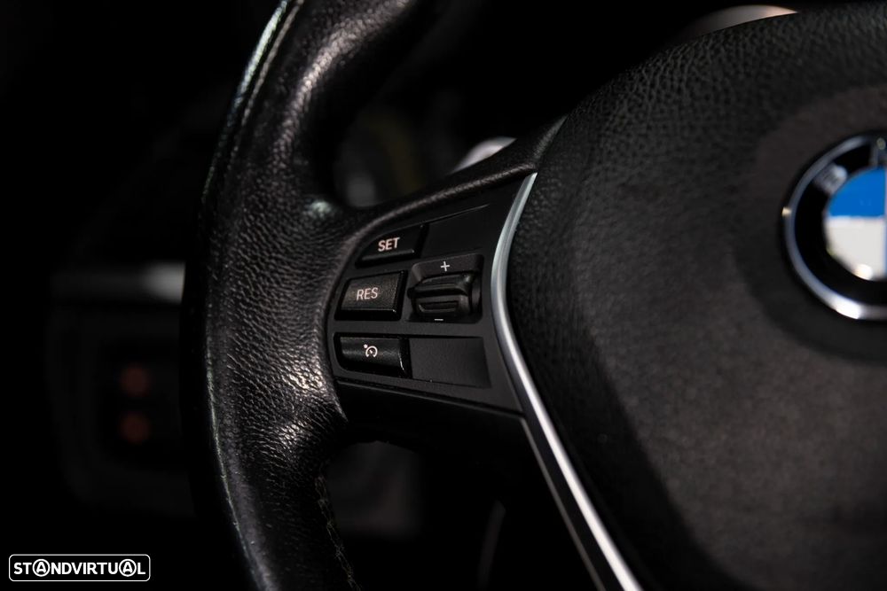 BMW 320 d Aut. Luxury Line - 13